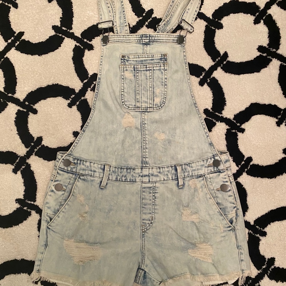Ripped denim overalls- perfect for tailgating